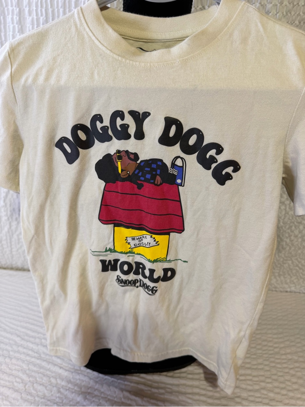 Cream 'Doggy Dogg World' Graphic Tee for Kids
